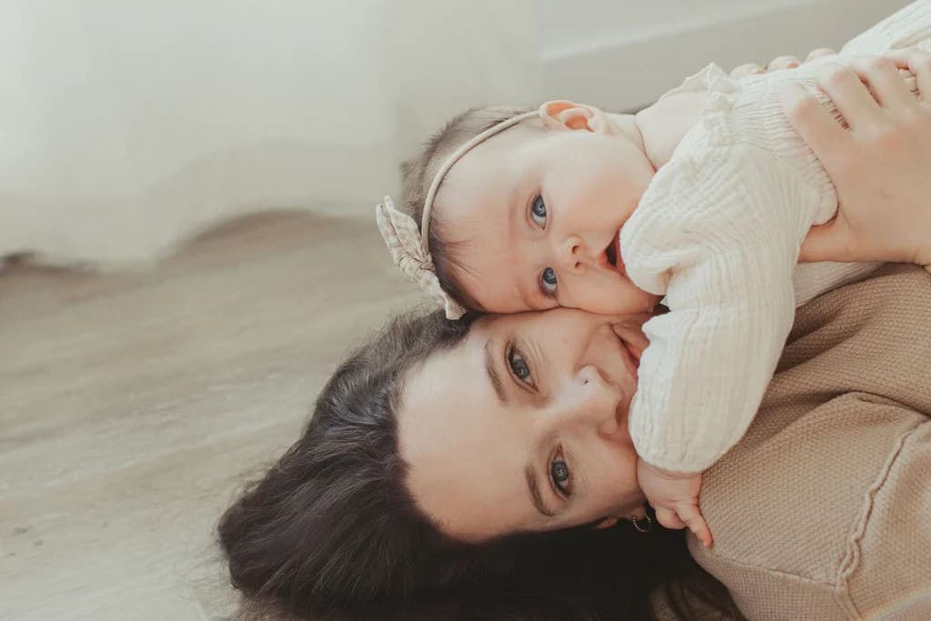 Lauren & Baby - In Home - photo 10