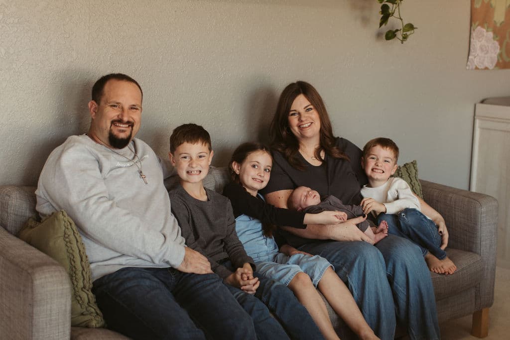 Magruders - In Home Newborn - photo 4