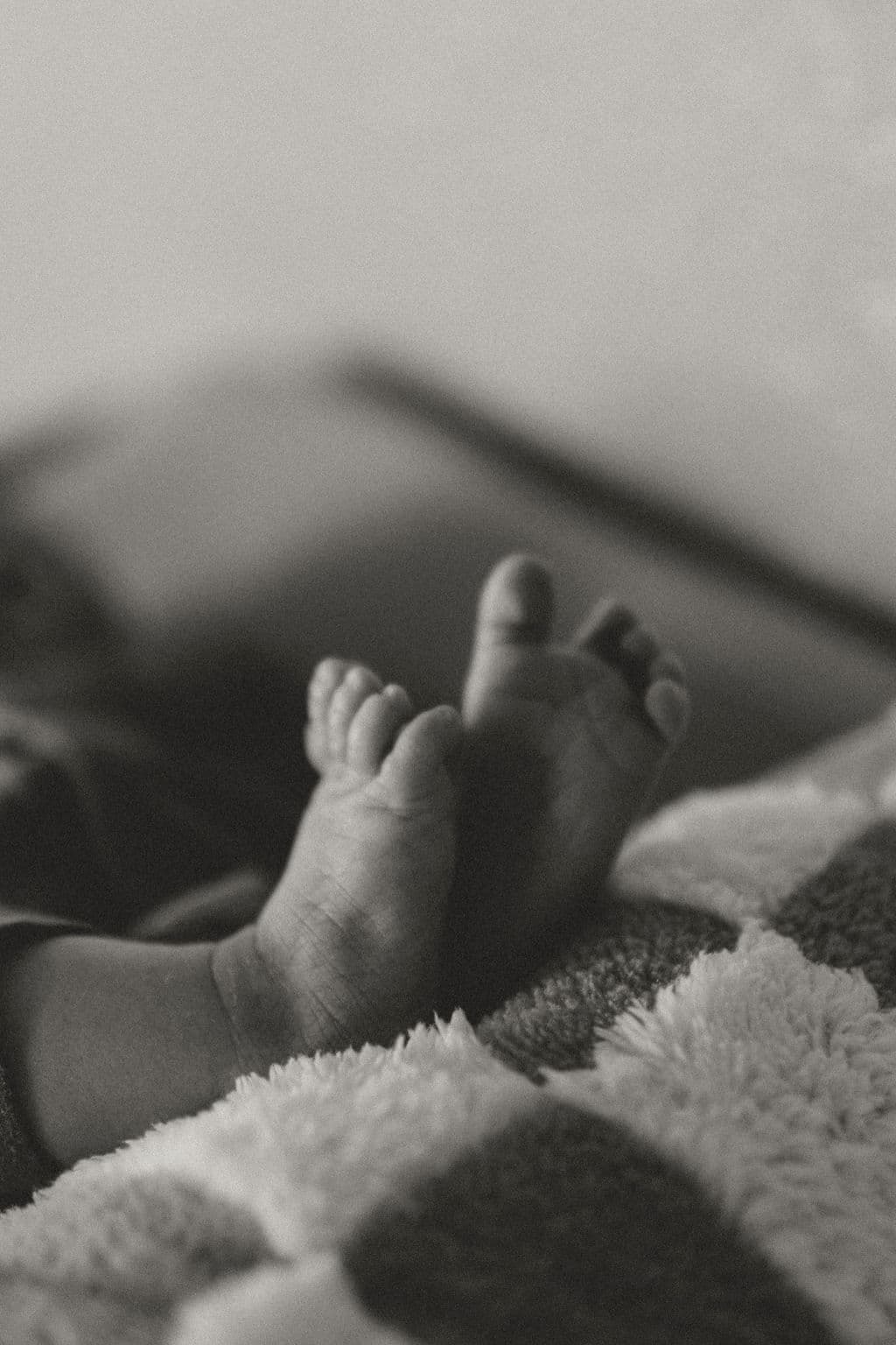 Magruders - In Home Newborn - photo 14